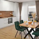 Apartment Mediterranee *